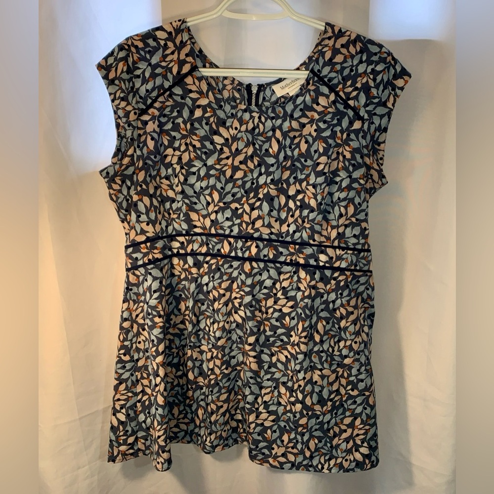 Motherhood Maternity Top Blue Peach Leaf Print Blouse Empire Waist Size Medium